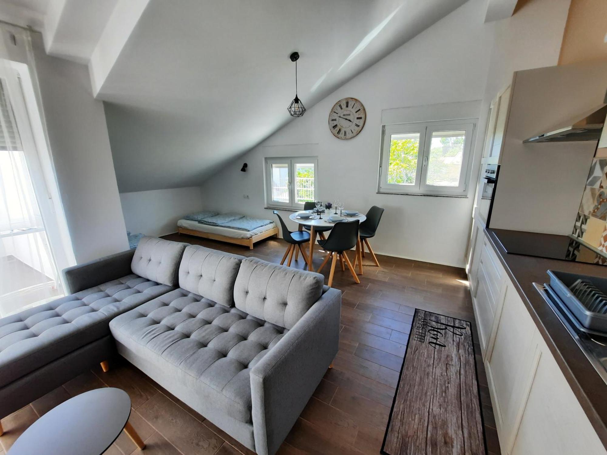 Apartmani Zekic 로파르 객실 사진